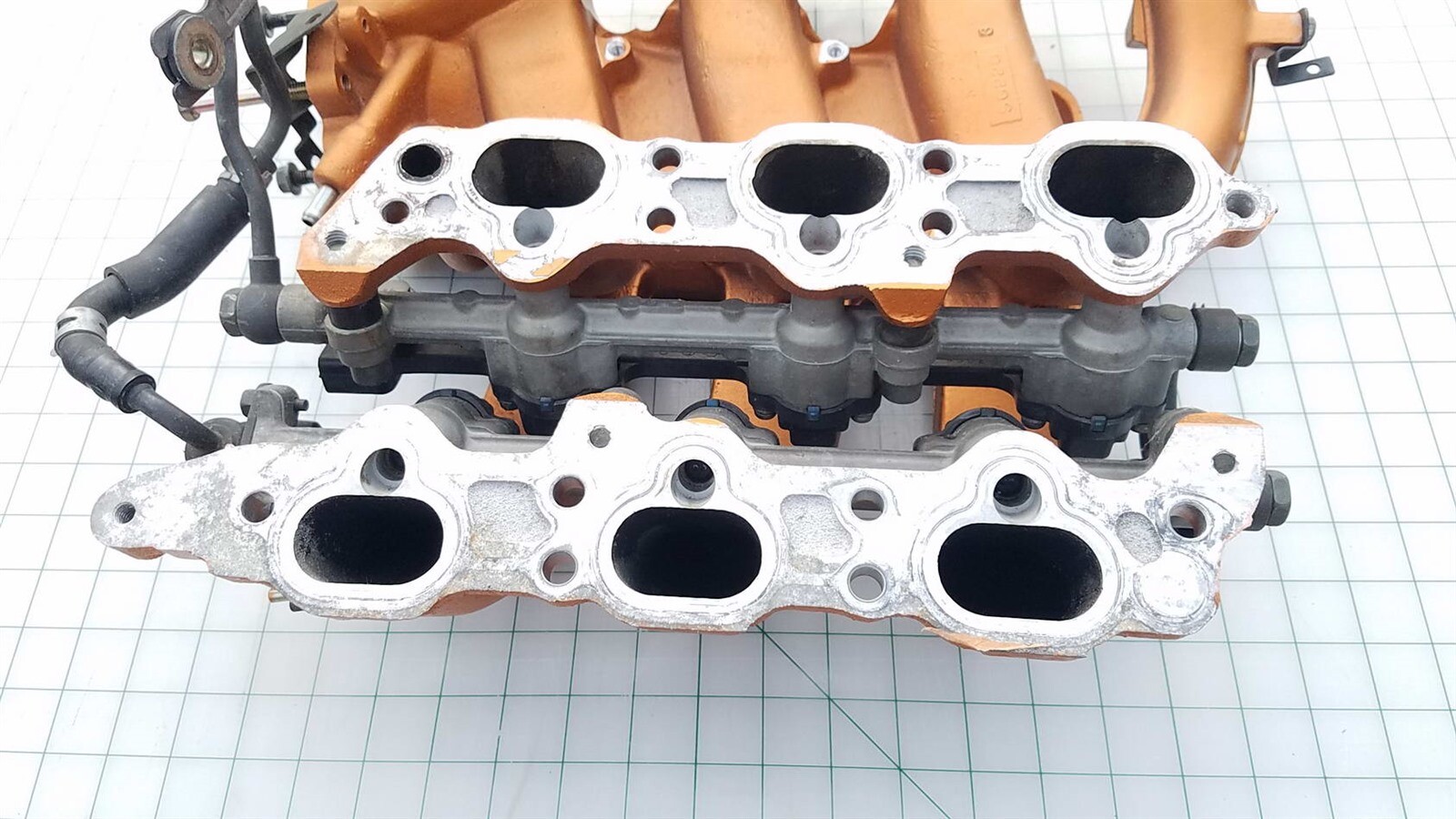 93-97 Probe GT Mazda 626 Millenia 2.5 oem INTAKE MANIFOLD FUEL RAIL