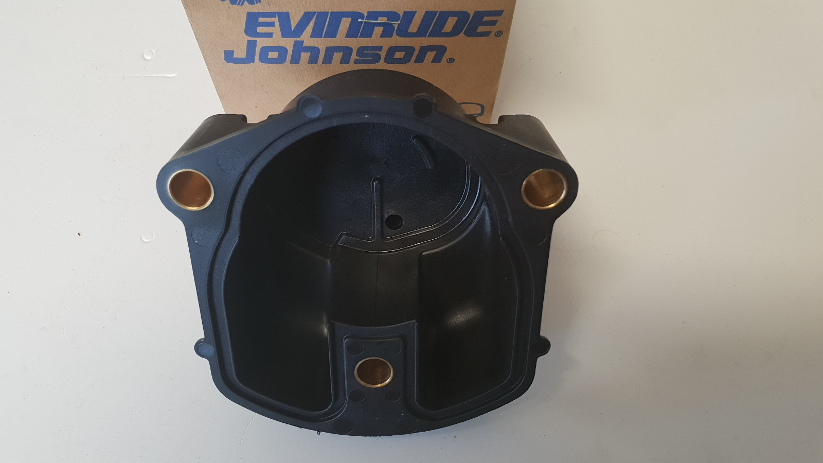 OMC Cobra Inboard Water Pump Housing 1992-95, 3854071 03854071 