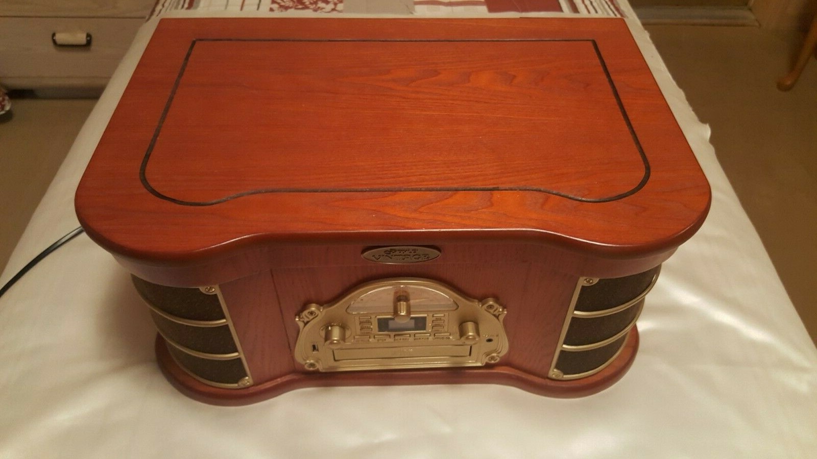 PYLE Vintage Turntable - Retro Record Player CD RADIO CASSETTE USB Reduced price