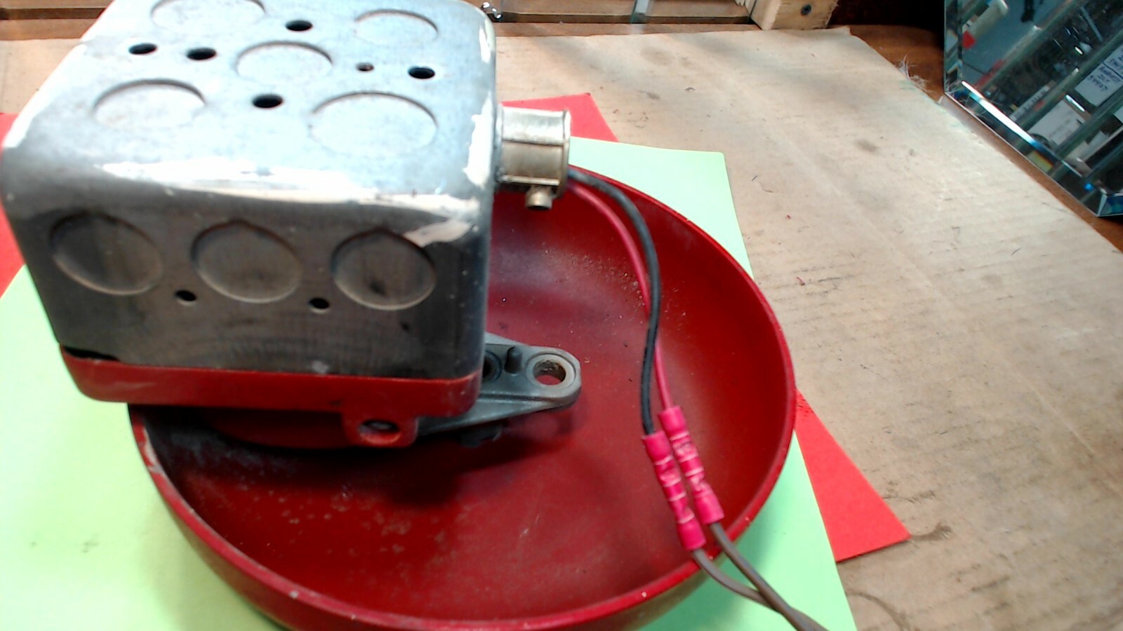 IRE-LITE--NEW HAVEN-CONN-- RED METAL FIRE ALARM BELL HOUSING--works