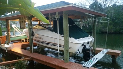 2001 23ft. Wellcraft Excalibur Boat