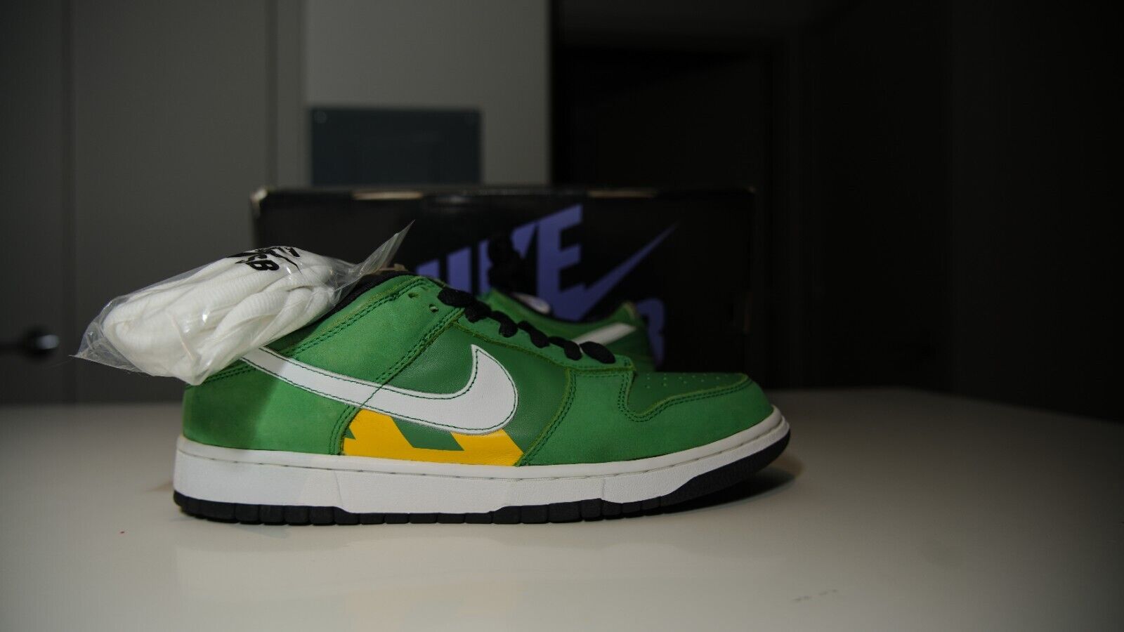 Nike SB Dunk Low Green Blue Taxi Series Tokyo 2006 Size 9 Nike SB Dunk Low Green Blue Taxi Series Tokyo 2006 Size 9