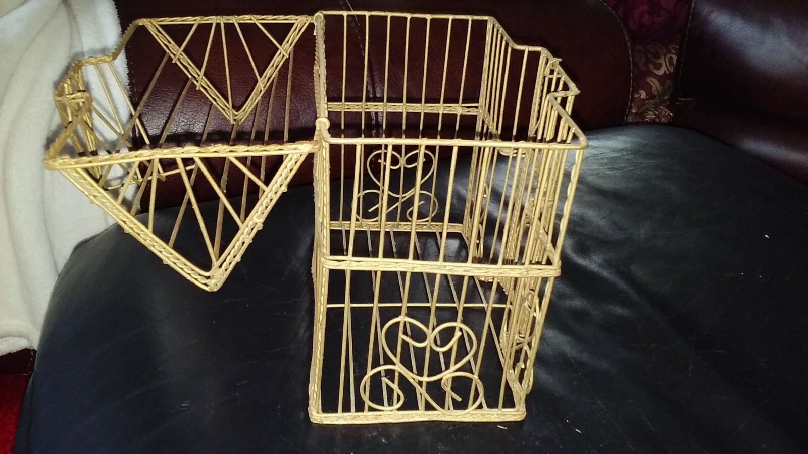 Vintage Decorative Wire Framed Bird House Cage Gold 10