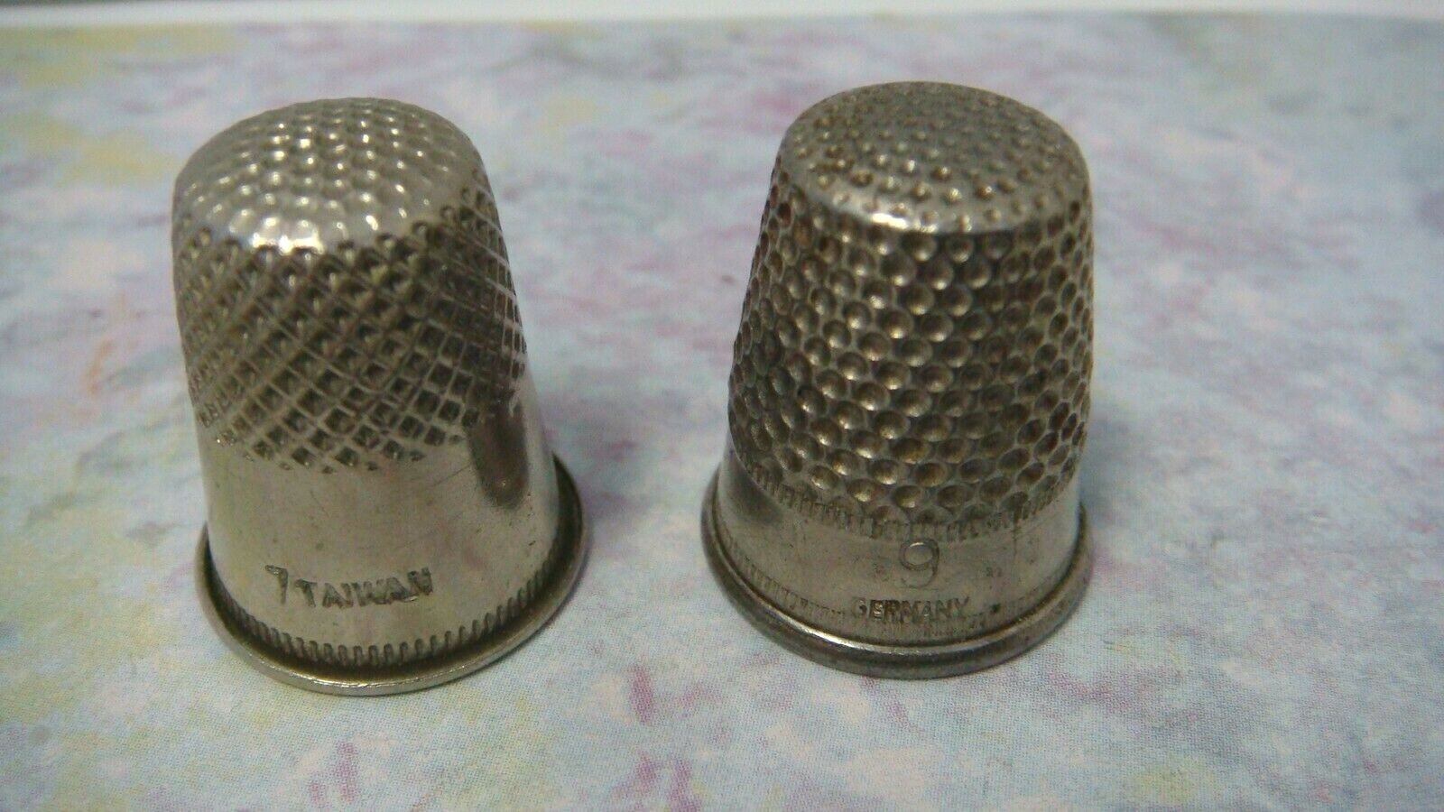 VINTAGE LOT 10 GERMAN # 9 PORCELAIN STATE FLORAL BRATISLAVA SEWING THIMBLES