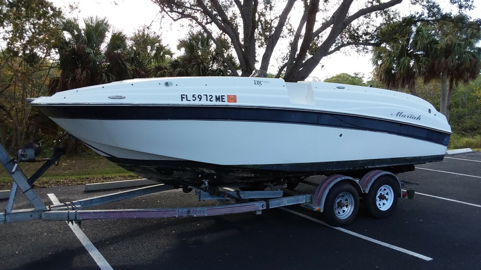 2003 Mariah 21DX deck boat hull only -Needs power and upholstery work