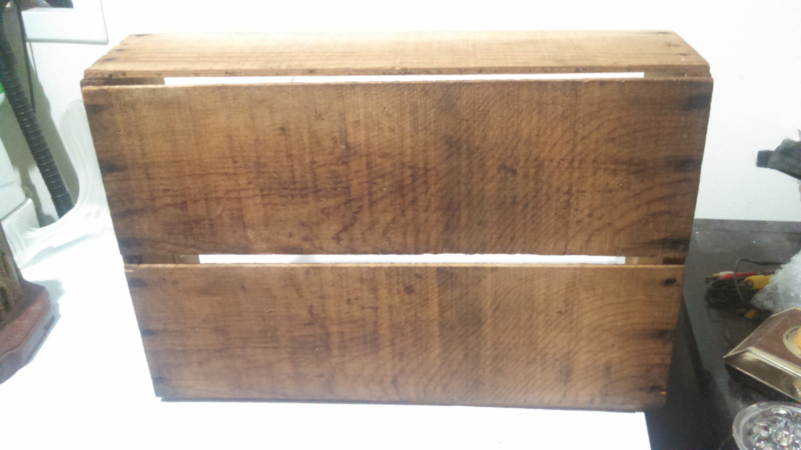 MOUNTAIN LION Vintage Wood Fruit Crate Box COLORADO PEACHES Paper Label