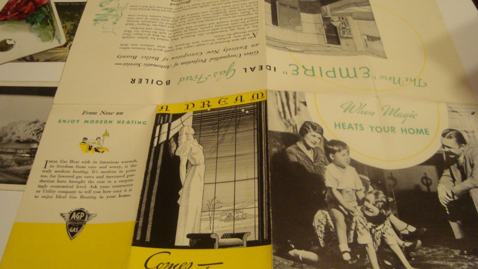 1939 vintage American Radiator & Standard Sanitary Co.Gas Heat Advertising Flyer