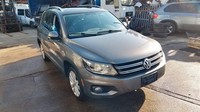 Left hand drive, Volkswagen Tiguan, Petrol, Auto, Panoramic roof, 93,482 miles