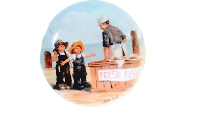 Knowles China ''Fish Story'' By Jeanne Down Bradex 84K417.1 9''X 8''Plate438G/ C.O.A
