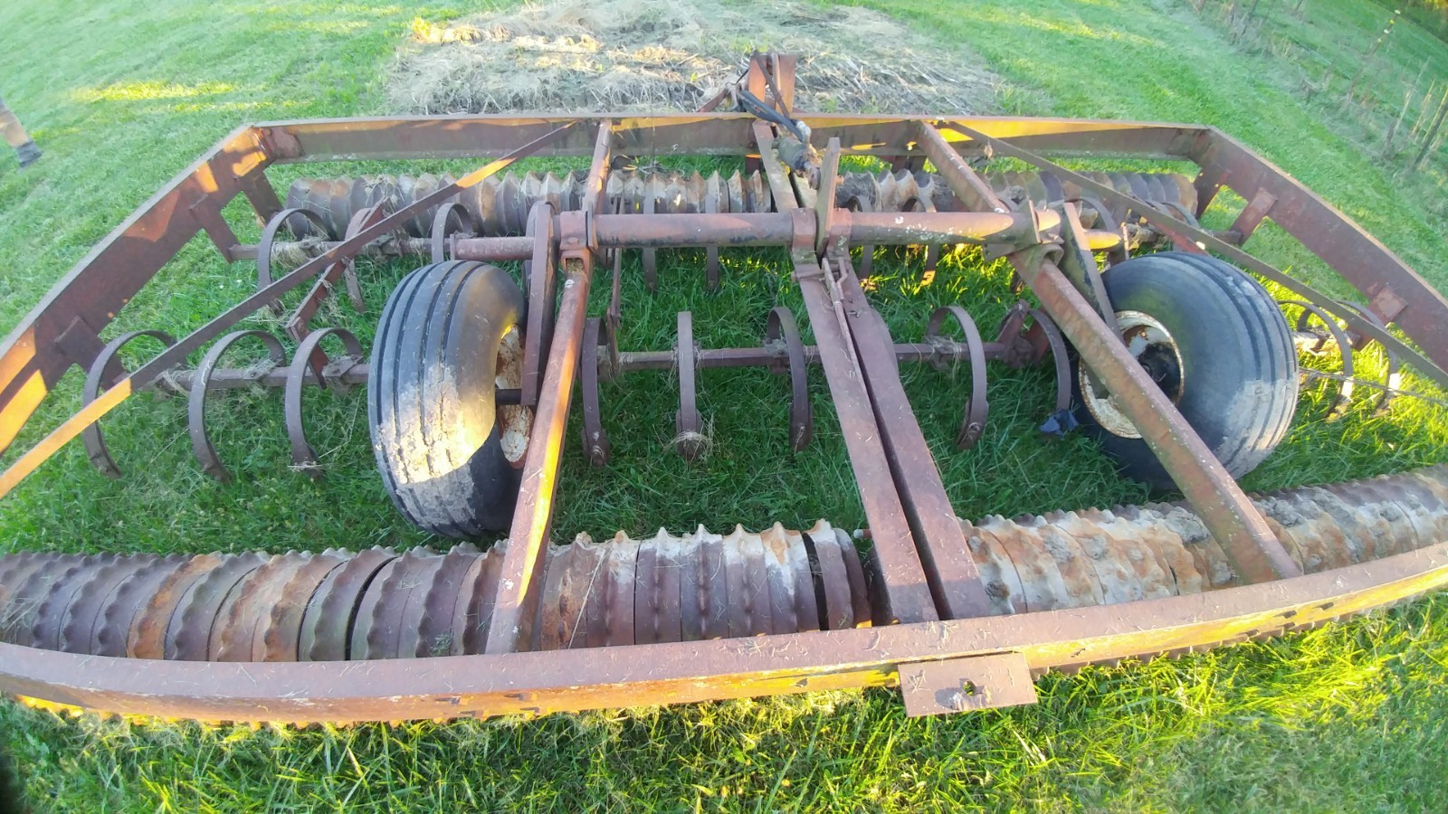 International 315 15' culti-packer mulcher - in good shape