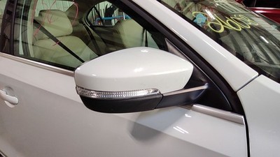 2011-2016 Volkswagen Jetta RH Passenger Power Manual Folding Heated Door Mirror