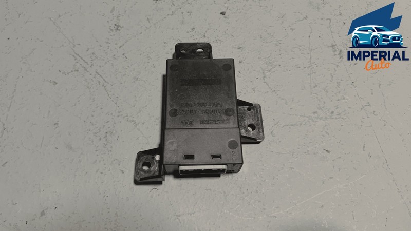 Used 2019-20225 Honda Passport Front Driver Side Door Outer Mirror Control Module OEM