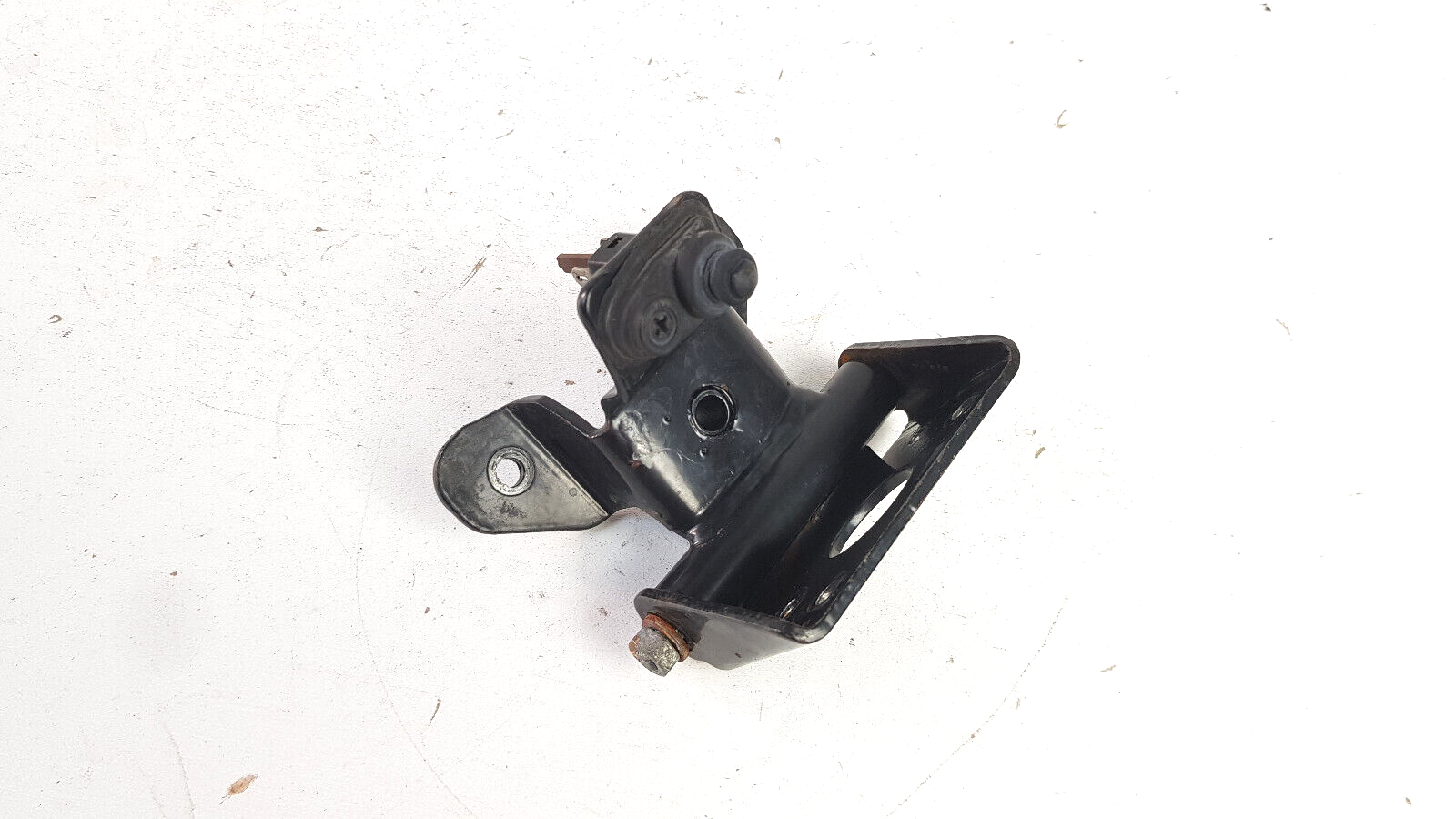 Cerniera Staffa Supporto Sella con Interruttore GILERA GP 800 2007 - 2011