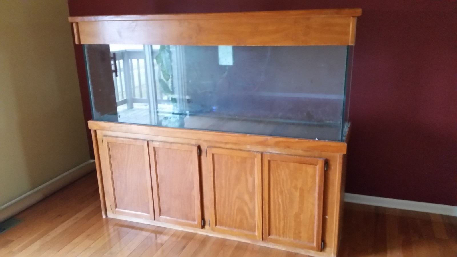 155 Gallon Glass Salt Water Fish Tank with stand , canopy ,lights, ballast empty