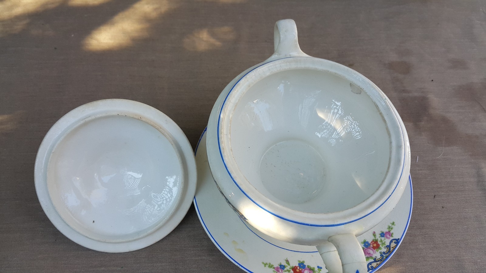 ANTIQUE Thompson Aladdin Plate and Dish with Lid