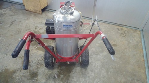 Pioneer Brite Striper BS 2000 Athletic Field Paint Line Sprayer self propelled