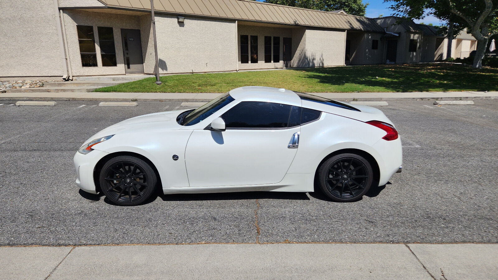 Owner FREE SHIPPING 2017 Nissan 370Z Pearl Touring Technology Auto Paddle Shift 84K Mi