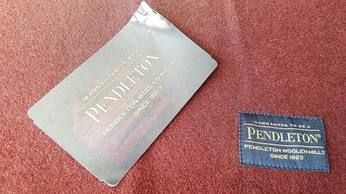 RARE Pendleton Woolen Mills Earth/Sky Journey Maroon Jacquard Throw- Made In USA