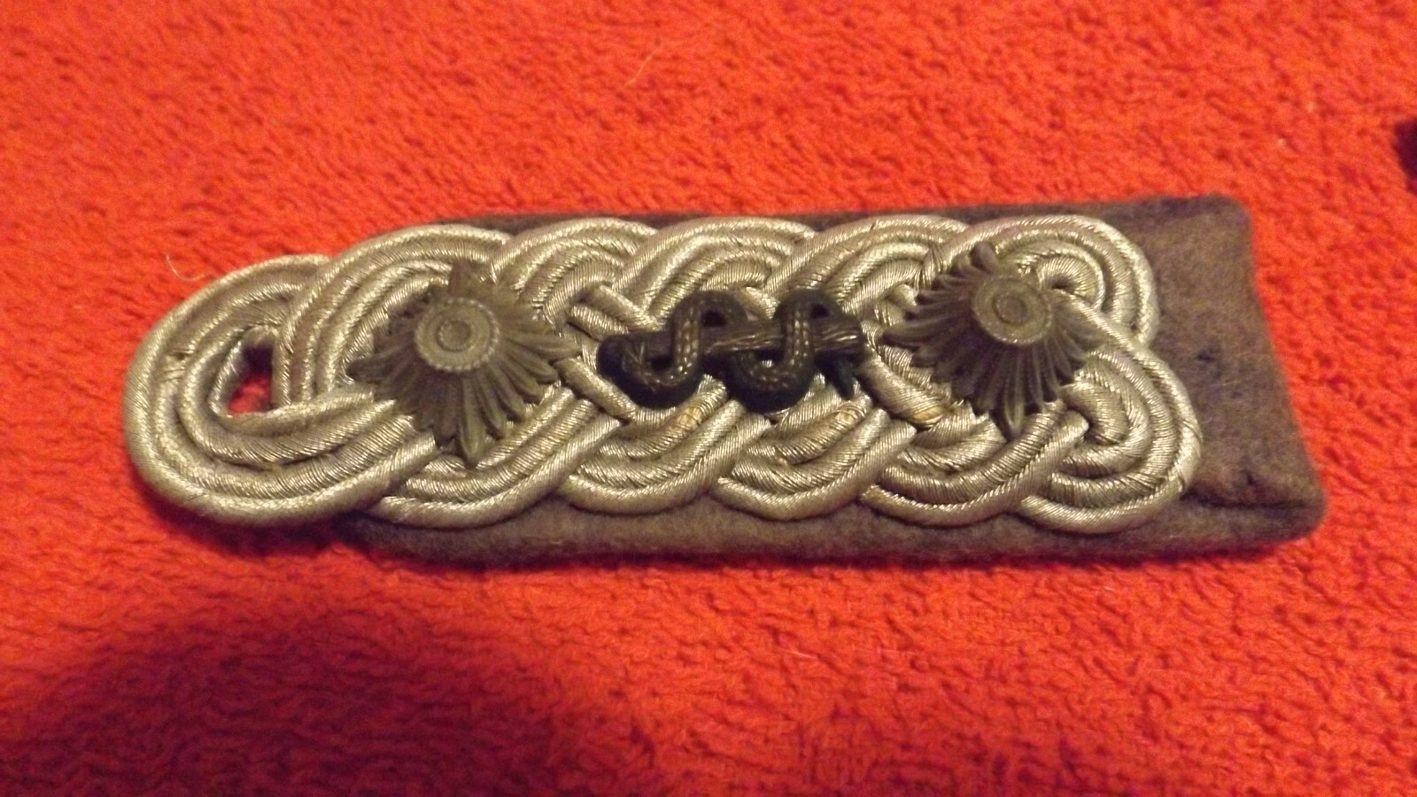 WW2 ORIGINALGerman  Medical Officer ( Colonel ) Shoulder Boards