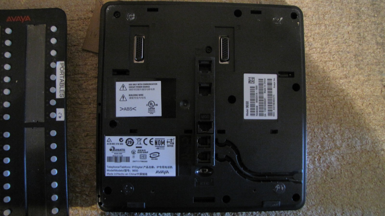 Lot of 6: AVAYA 1416, 1403, 9650, 9620   w/ Handsets