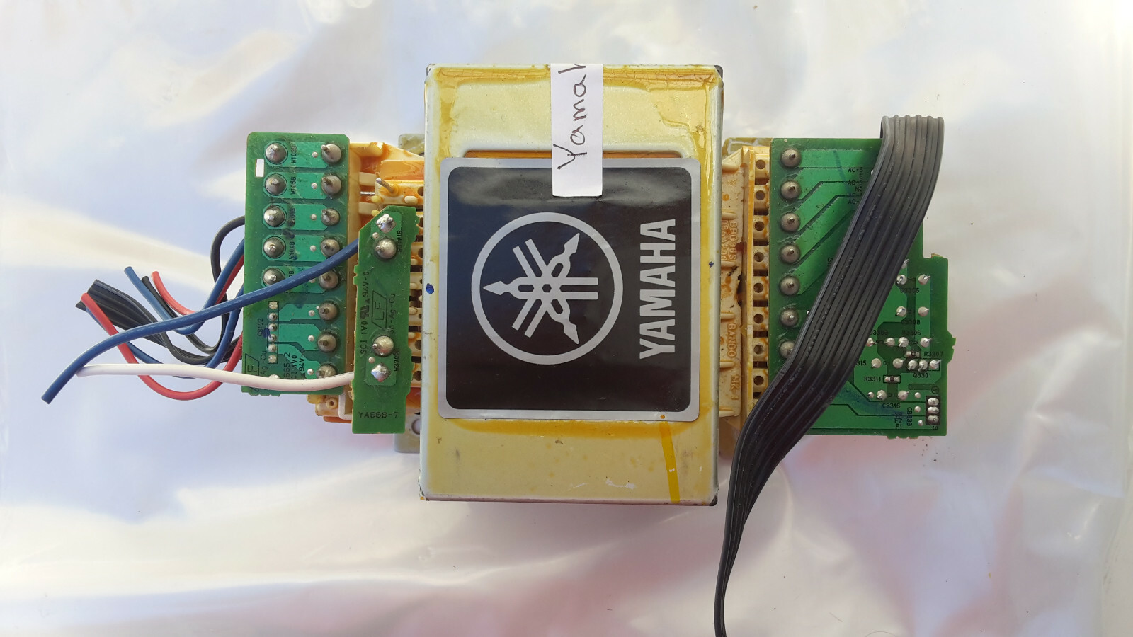 Genuine Original Yamaha RX-V667 240V Internal transformer