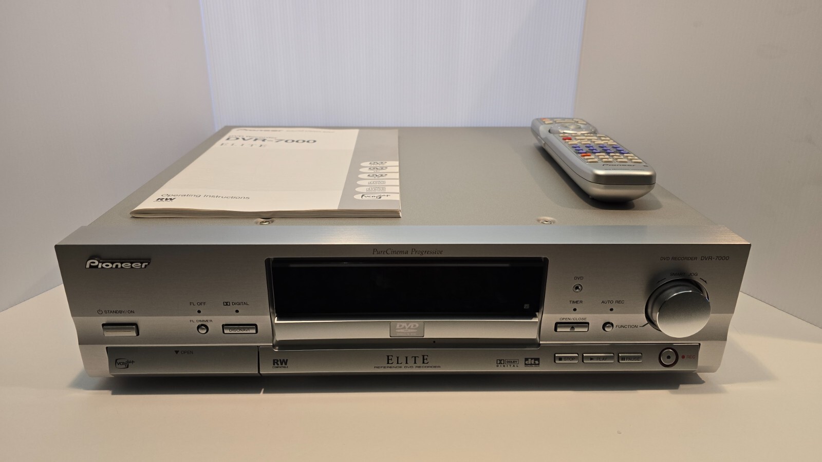 Pioneer DVR-7000 ELITE Ref. DVD Recorder (w/manual, remote