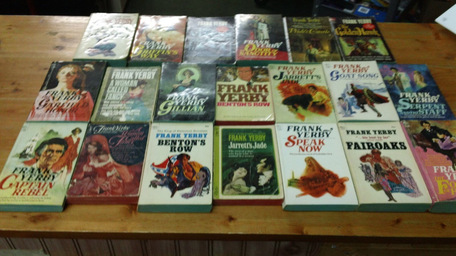 20-Frank Yerby pb Book Lot!! Goat Song, Gillian, Fairoaks, The Vixens....