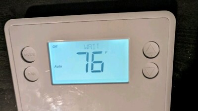 GOCONTROL Z-WAVE BATTERY POWERED SMART CLIMATE CONTROL HVAC THERMOSTAT - PAIR
