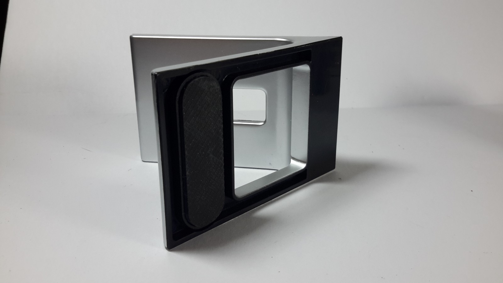 Insignia NS-PS4DRC1 Dual-Controller Charger BASE