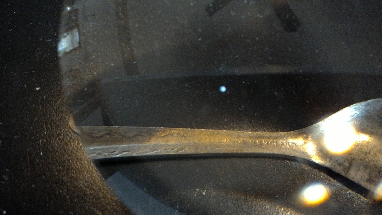 VINTAGE CELTIC 4 BOTTLE PRESSED GLASS CRUET SET MADE IN ENGLAND