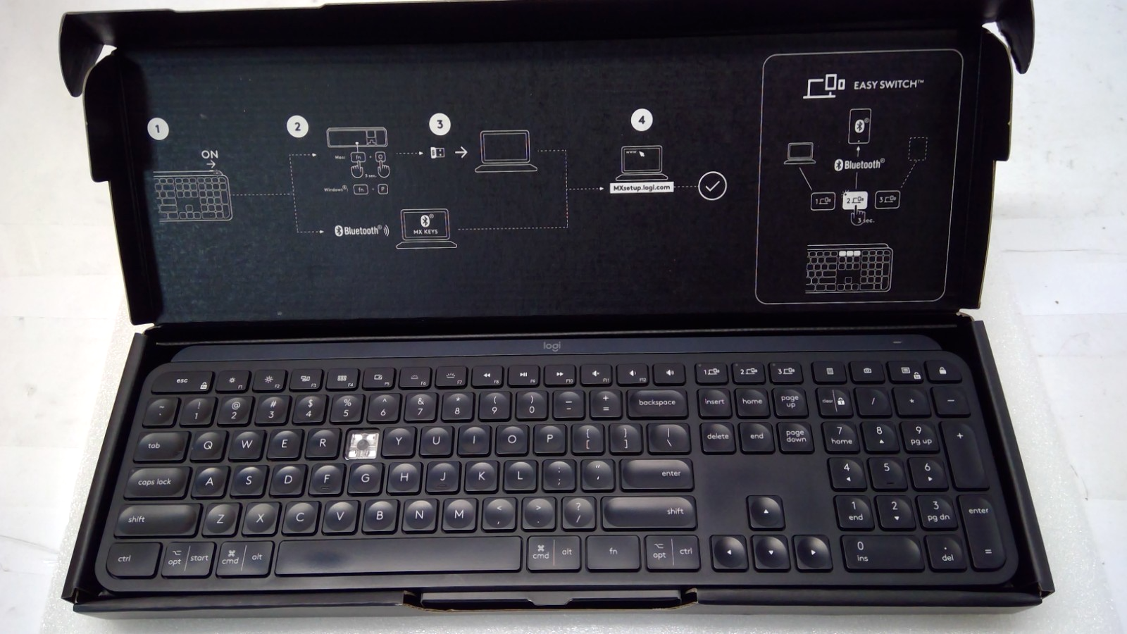 Read* Logitech MX Keys Advanced Wireless Illuminated