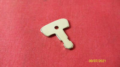 1963-66 TRIUMPH MOTORCYCLE NEW IGNITION KEY 54336176 MADE IN UK
