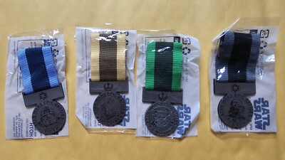 Star Wars Epic Battle Medals - Sealed Complete Medal Set - Toys R Us