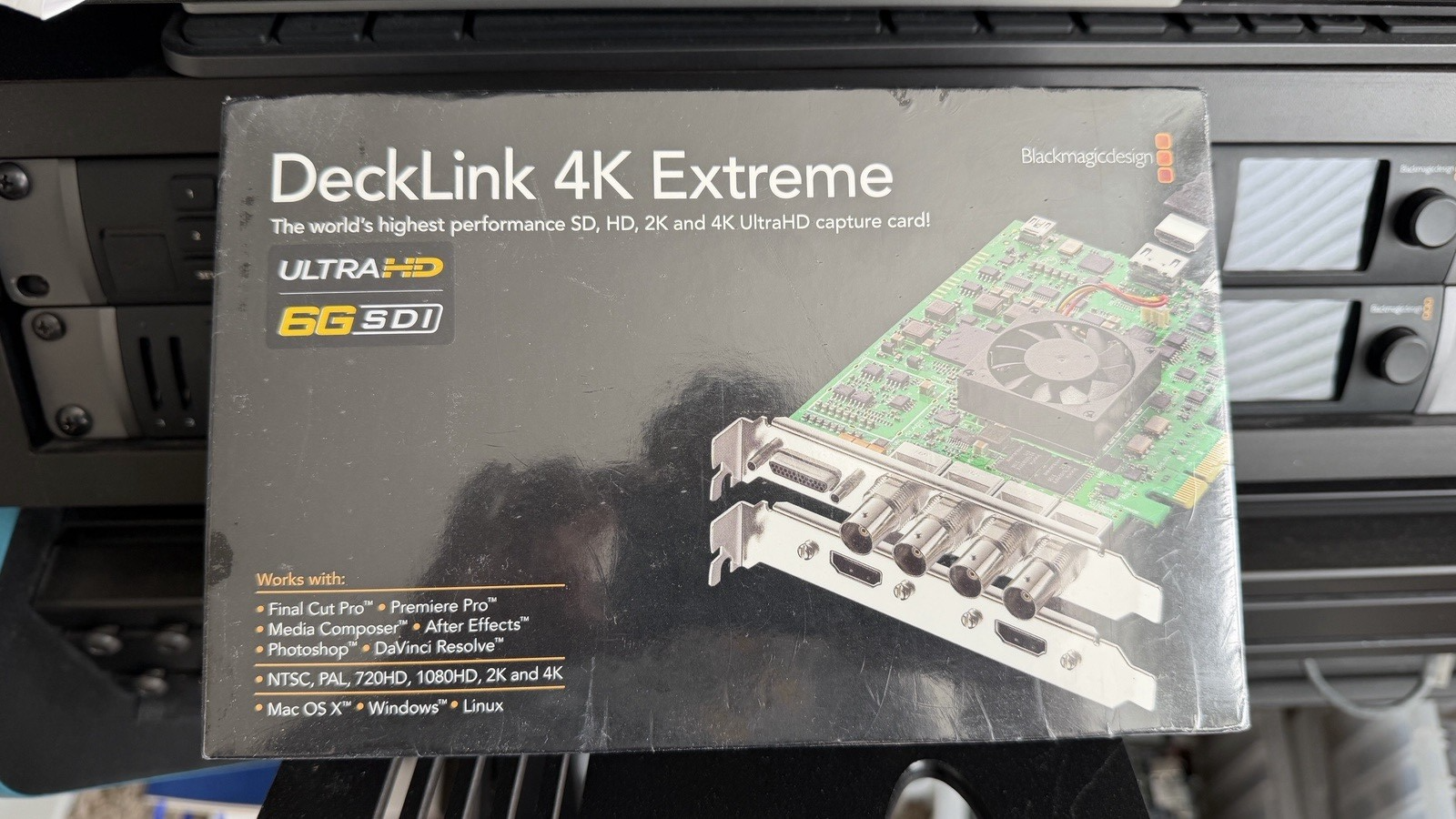 Blackmagic Design DeckLink 4K Extreme 6G - SDI / HDMI Video Card