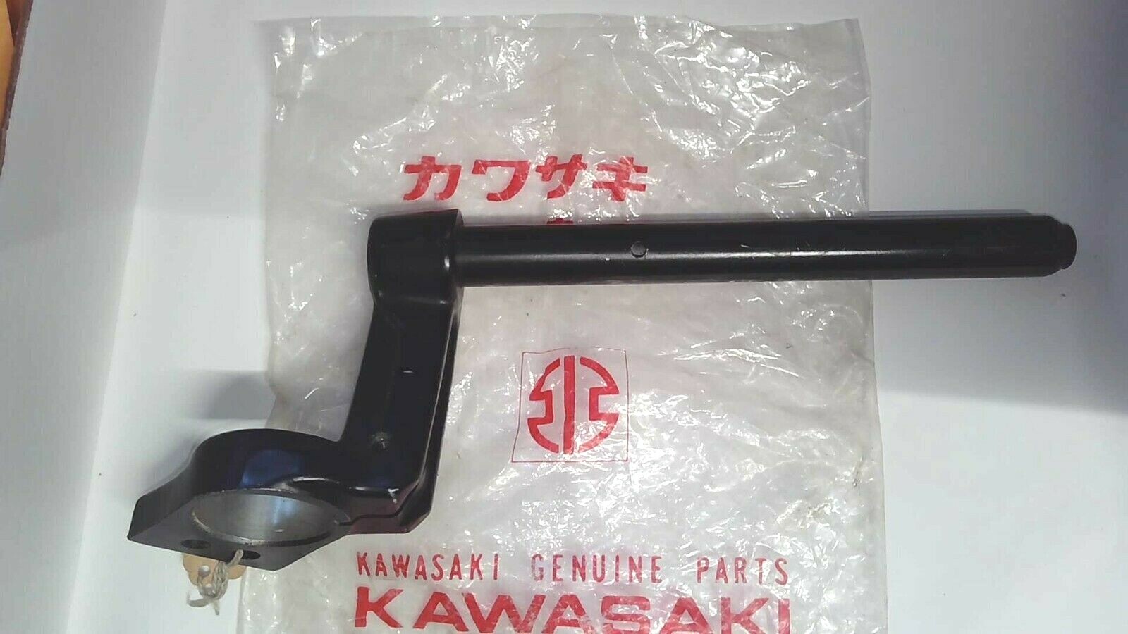 フィンチ　CANARIA６１０Ｍ 86-06 Kawasaki Concours 1000 ZG1000 Left LH Clip On