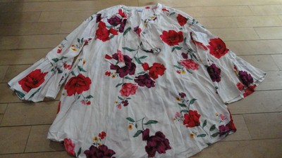 Old Navy Floral Top/Blouse Tunic Style Sz L Bell Sleeves