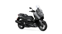 YAMAHA XMAX 300 TECH MAX+ 2025 BRAND NEW UNREGISTERED SCOOTER RED