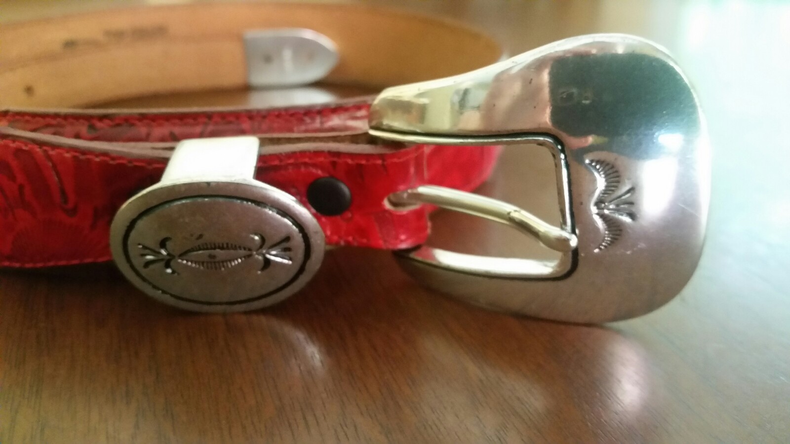 Vintage Justin Women's Red Leather Belt Size 28 523RD 29