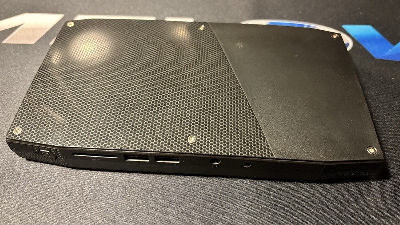 Intel Nuc 6i7kyk - 6770hq 2.6ghz - 16go Ddr4 - Nvme 2to