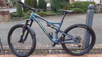 2019 Medium Whyte T130 Carbon Mountain Bike - Exceptional condition, hardly used