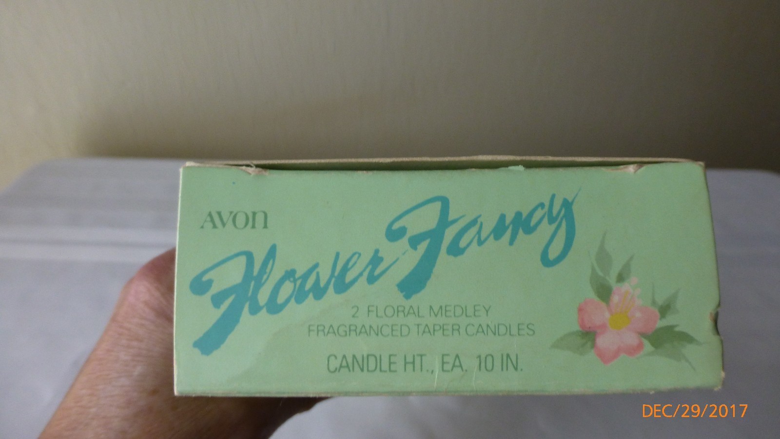 VTG Avon Flower Fancy Floral Medley Fragranced Taper Candle 10 Inch Original Box