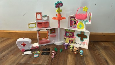 LITTLEST PET SHOP RESCUE TAILS CENTER WITH 4 PETS ACCESSORIES 3 NEWBORN BUNNIES