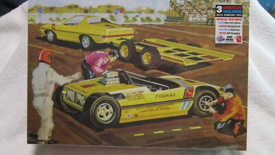 AMT 1/25 SCALE PIRANHA STREET'N' STRIP DRAG TEAM MODEL KIT TOW CAR, TRAILER