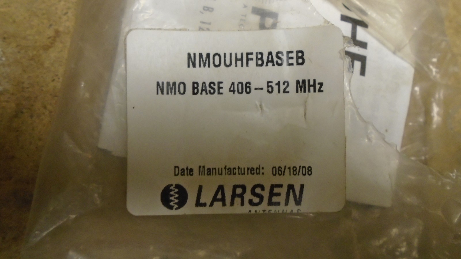 Larsen NMOUHFBASEB UHF Replacement NMO Base Use Your Own Whip