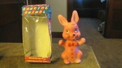 Vintage 1966 USA Wind-Up Dancing Pink Rabbit  Animal & Original Box,Toy Mint