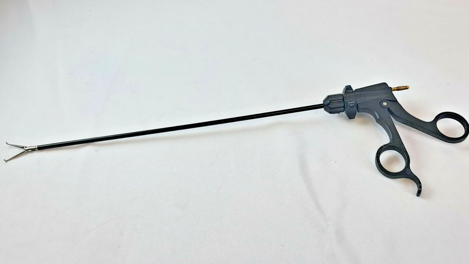 V. Mueller 256.9980 Laparoscopic Grasper Handle w/ 5mm Mixter Right Angle Insert