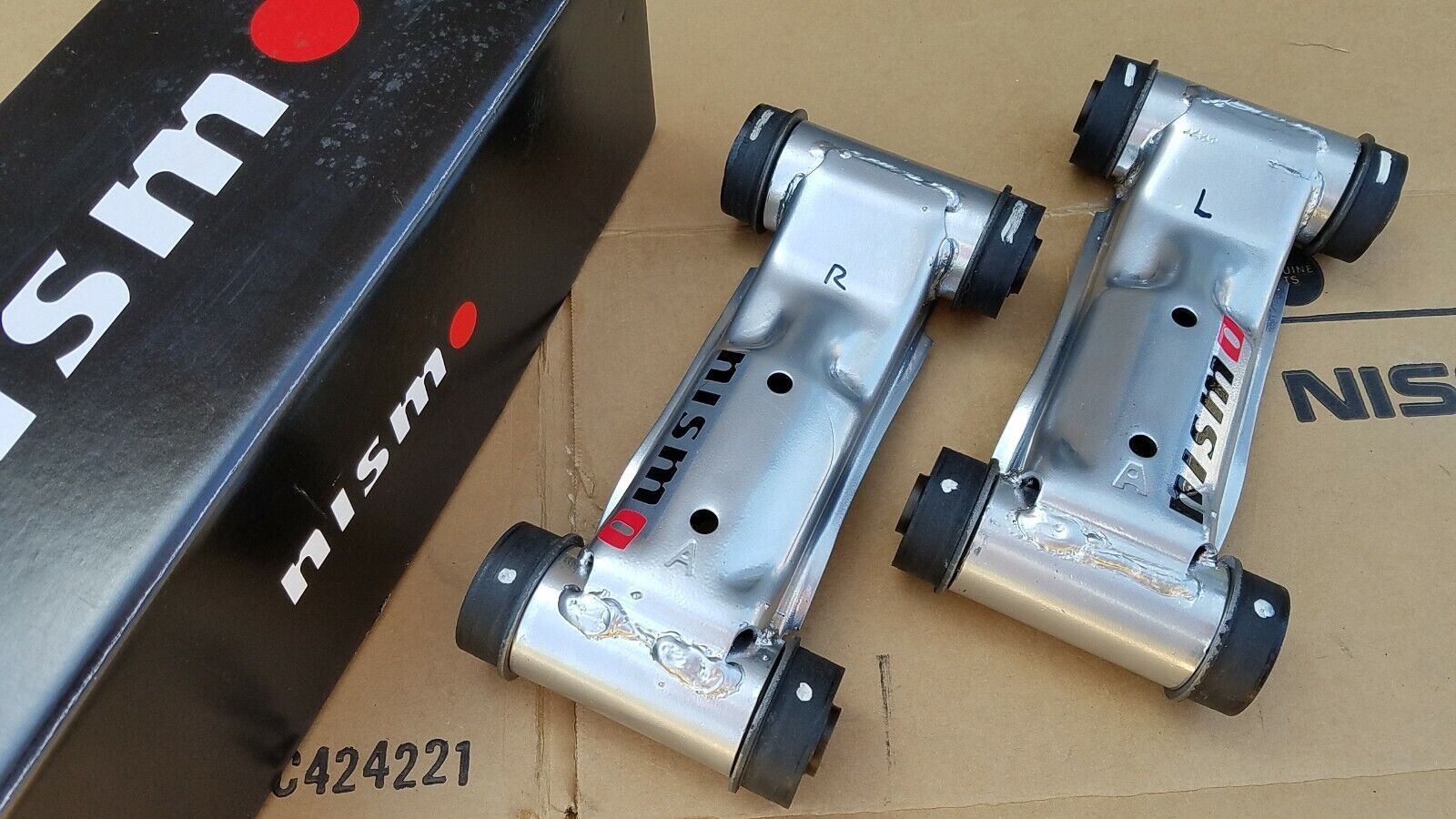 NISSAN NISMO Front Upper Link Control Arm Set FUCA Z32 300ZX NISSAN NISMO Front Upper Link Control Arm Set FUCA Z32 300ZX