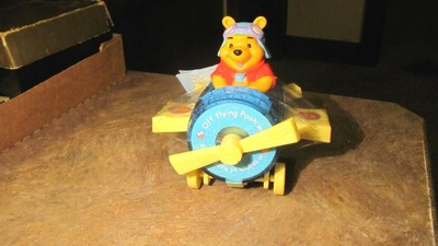 Winnie The Pooh Disney Airplane Plane Candy Container Dispenser New Sealed