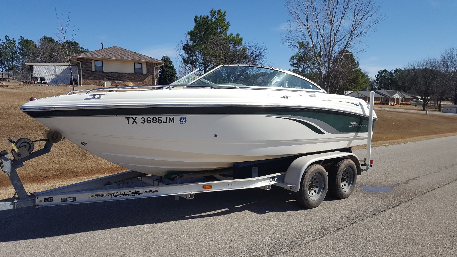 2002 Chaparral 186 SSI 19' Cobalt, crownline, four winns, bowrider lake ready