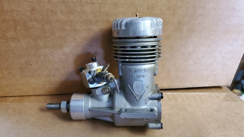 Super Tigre 60V エンジン　Uコン、ラジコン Super Tigre 60V エンジン Uコン、ラジコン （Vintage Super